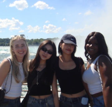 Four women enjoying Niagara Falls Trip